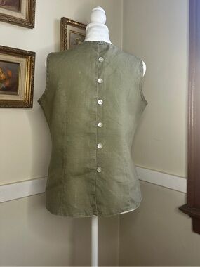 Freda Olive Green Sleeveless Button-Back Top